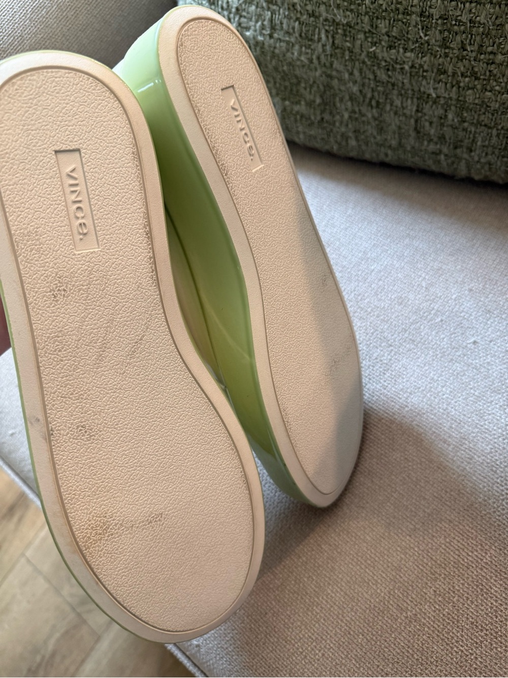 Vince White Leather Platform Sneakers Mint Green Sole Lace Up Shoes US 9.5 - Picture 4 of 6